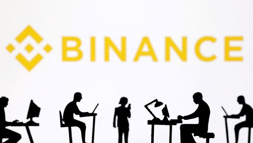 Crypto Markets in Focus: EU questions Binance over continued operations despite wind-down order, FT reports Amid Shifting On-Chain Metrics