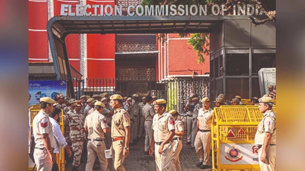 Election Commission: Was Ready to Meet 240 Oppn Mps but Not at Their Chosen Venue