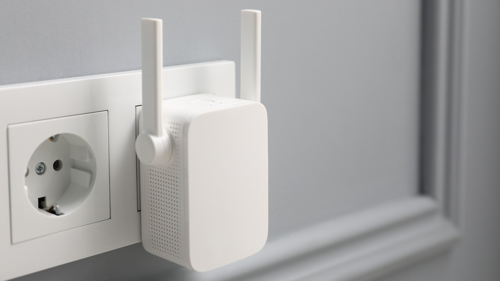 Tech Frontier: Why Wi-Fi extenders simply aren't worth buying in 2026
