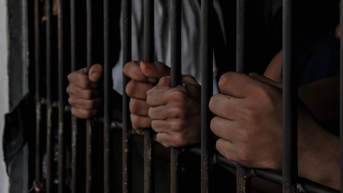 Three Bangladeshi Nationals Arrested in Kozhikode with Forged Indian IDs