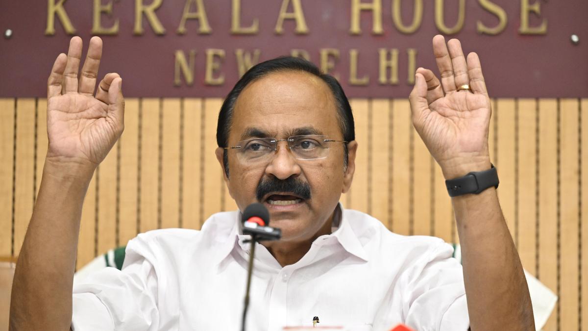 Kerala CM Slams CPI(M) for 'Demonising' Malappuram, Demands Apology