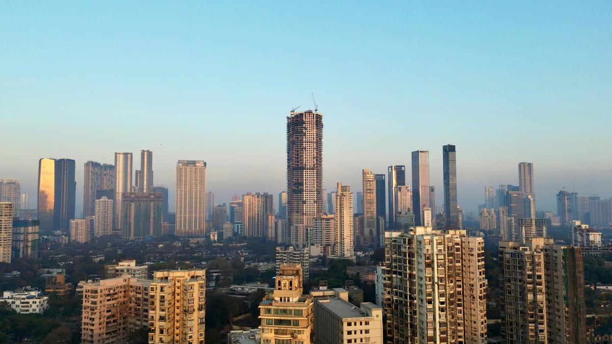 Urban Heat Crisis: Slowing Winds Could Be the Hidden Key to Cooling Our Sweltering Cities