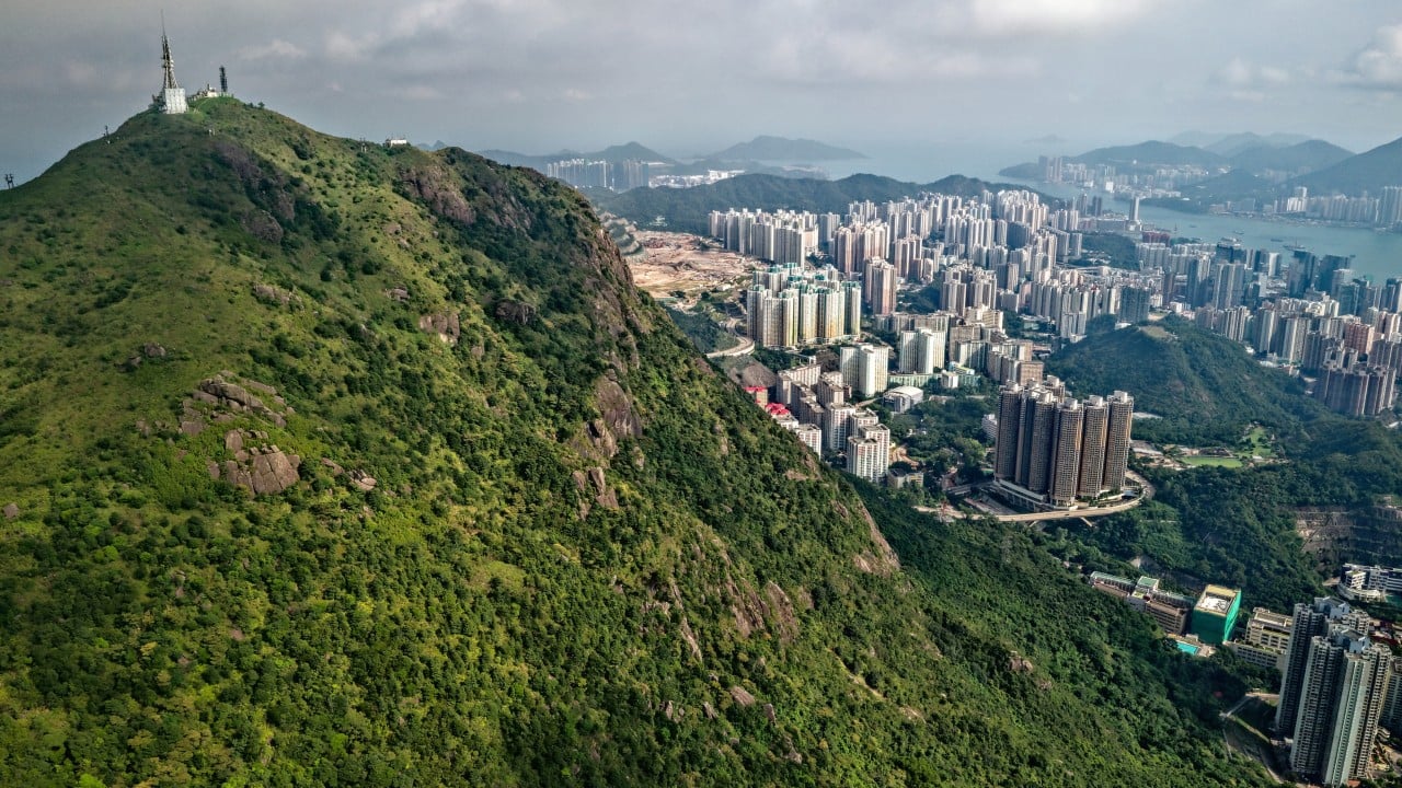 Global Perspective: Off-duty senior ambulanceman dies after abseiling fall on Kowloon Peak