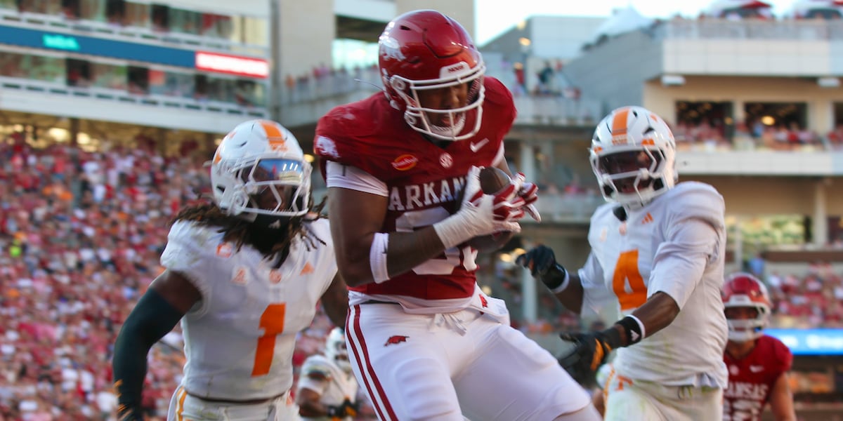 UPSET Avoided: No. 15 Tennessee Rallies in 4th Quarter to Beat Arkansas