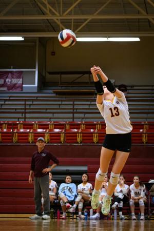 Lady Cougars Celebrate Senior Night With Five-set Win Over Hancock County