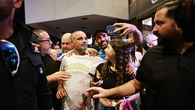 International Briefing: Pix of the Day, 1 October, 2026 - Across the world