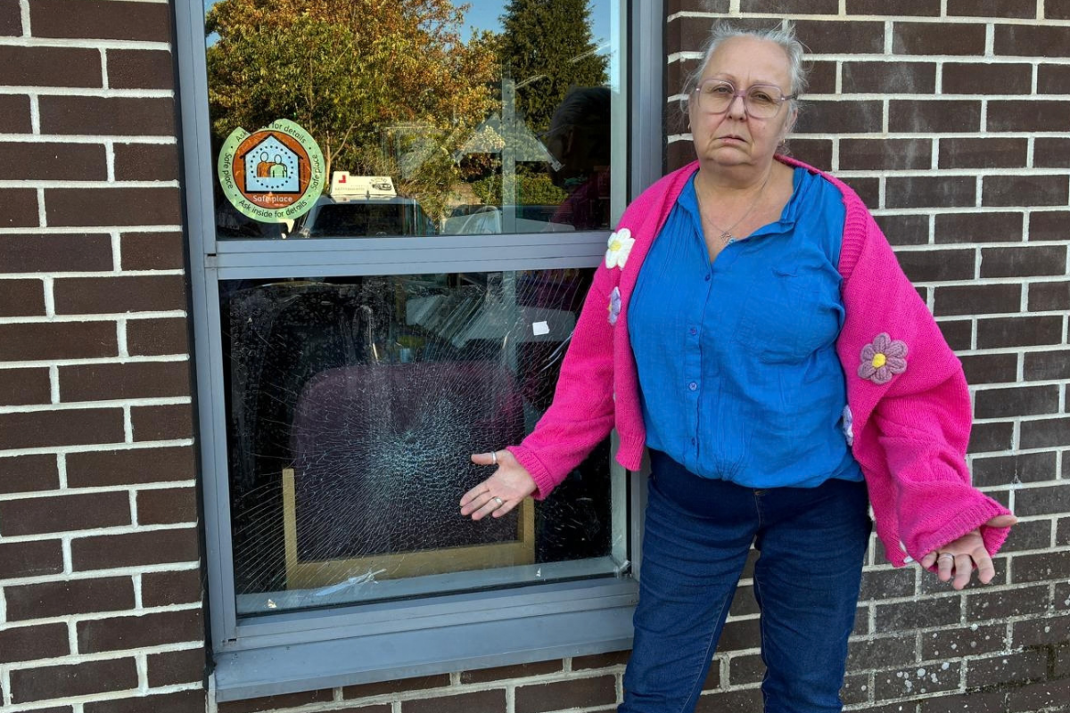 Uneducated Yobs' Smash Community Library Windows as Market Analysts Weigh Next Moves