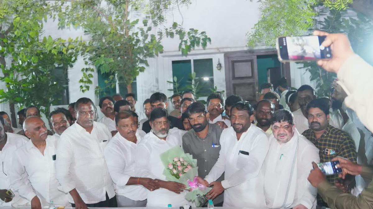 Global Perspective: Telangana to set up welfare board for auto drivers: Bhatti