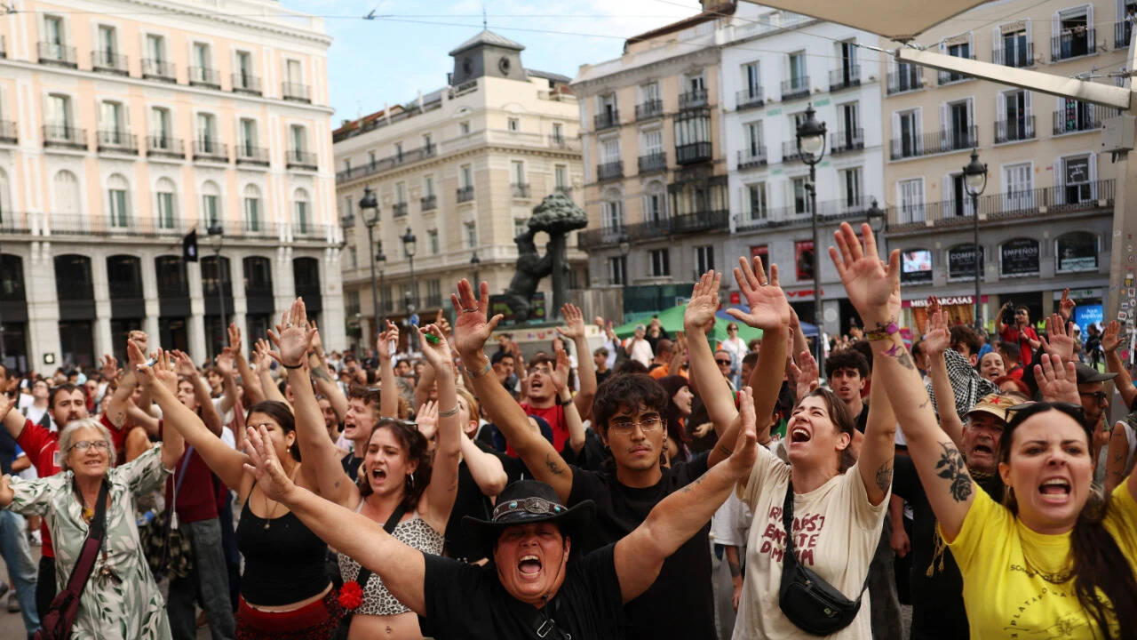 Enterprise Tech Shift: Spain changes housing rules after protests: What's new for tenants and landlords and the Scaling Frontier