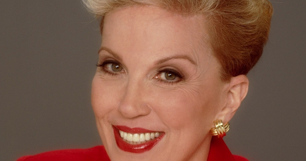 Corporate Strategy: Dear Abby: Senior discovers beau's younger paramour
