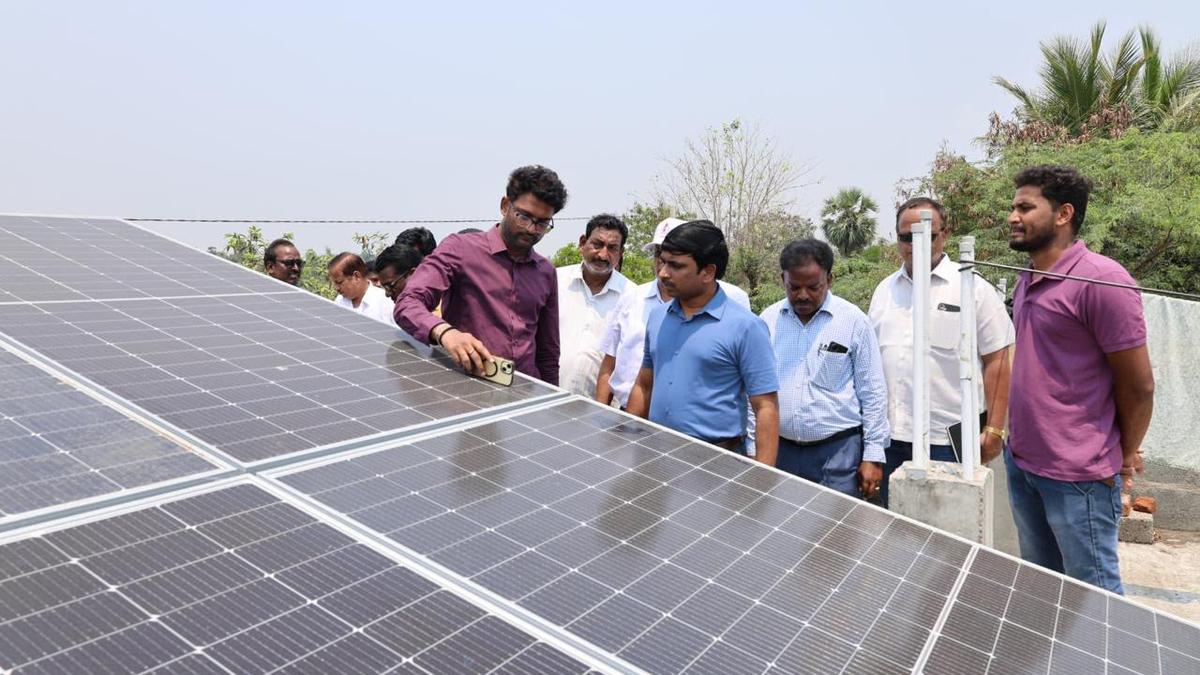 APSPDCL Shatters Records: 1 Lakh Rooftop Solar Connections for SC/ST Homes in Andhra Pradesh