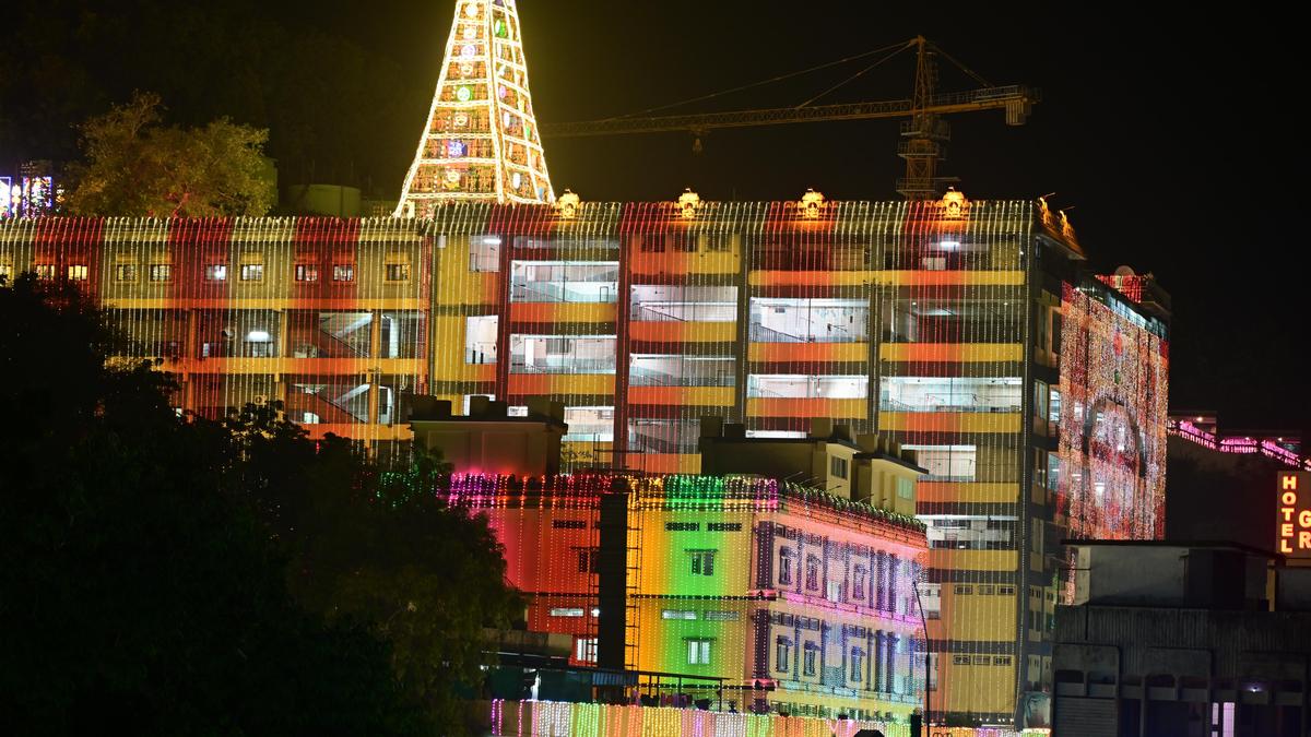 President Murmu's Kanaka Durga Temple Visit to Follow Agama Rituals, Darshan After Mahanaivedyam