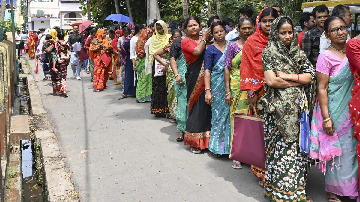 West Bengal BLOs Demand Security Ahead of Voter Re-Enrolment Drive