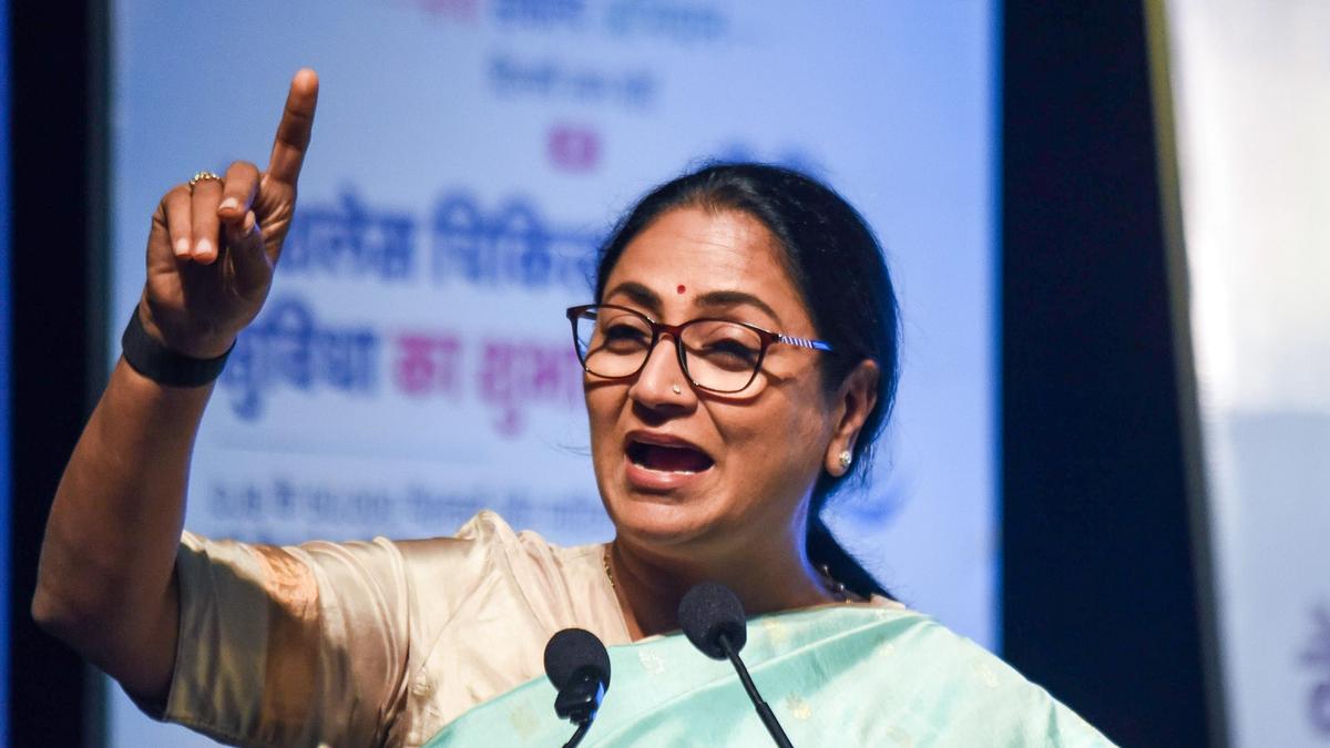 Delhi CM Rekha Gupta Slams CJP as 'B-Team' of AAP and Congress