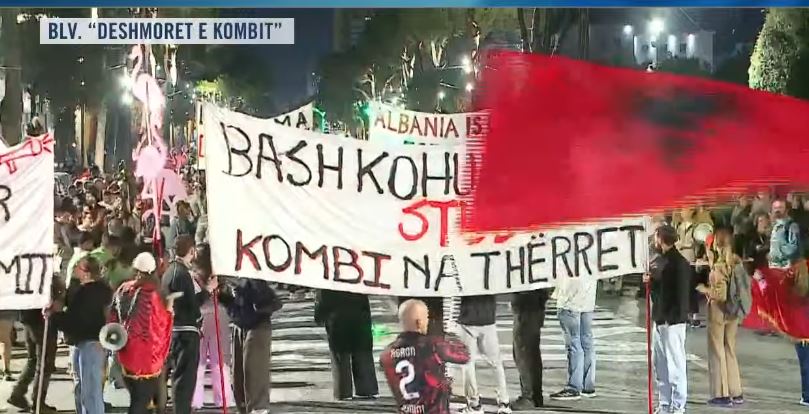 Speeches End Outside the Prime Minister’s Office, Protesters March Through Tirana: “albania Is Making a Revolution