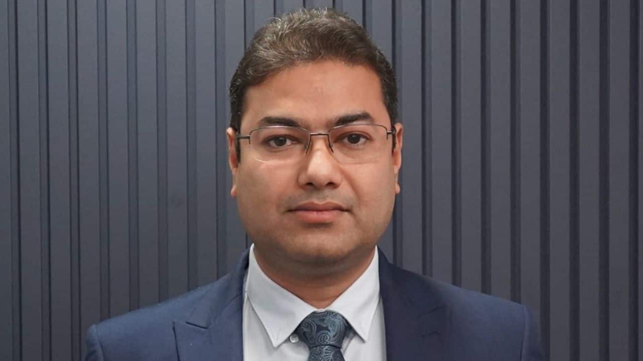 Enterprise Tech Shift: Daily Voice: OmniScience portfolio manager sees geopolitical tensions easing after US midterms and the Scaling Frontier