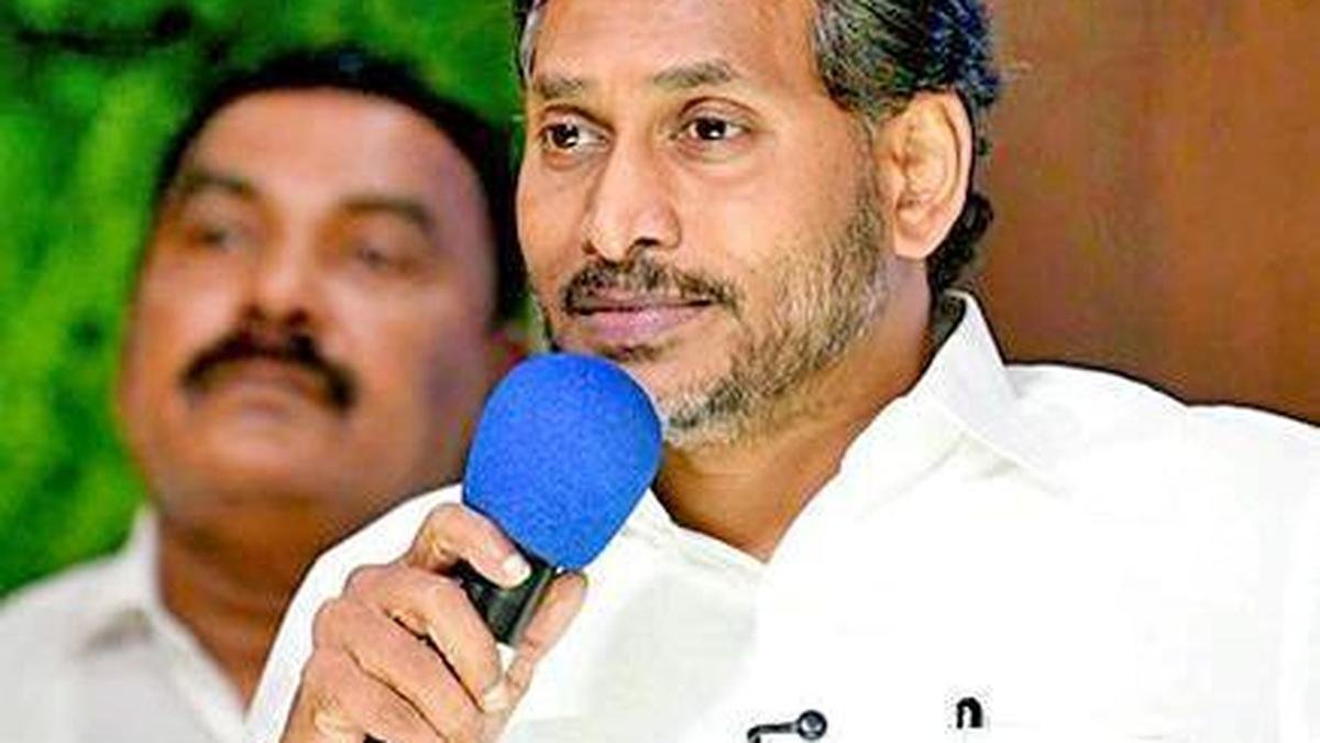 Jagan Demands Judicial Probe Into Lathi-Charge on Secretariat Staff