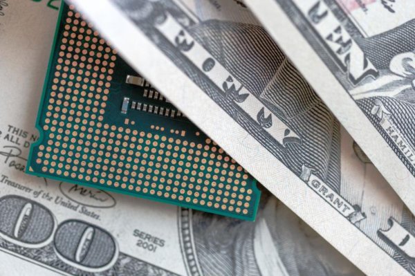Enterprise Tech Shift: Why MaxLinear Stock Gained 50.7% Last Month and the Scaling Frontier