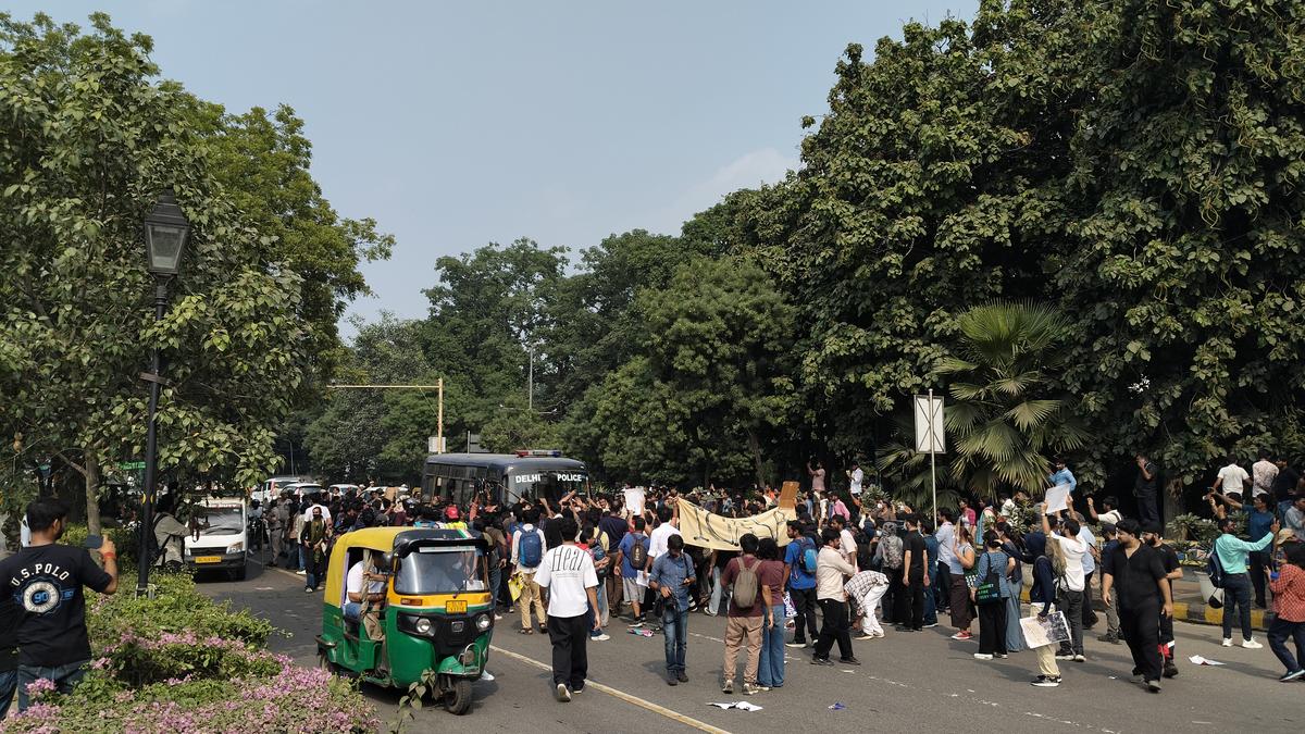 Anti-cec Protest: Dilli Haat Becomes Jantar Mantar for a Day