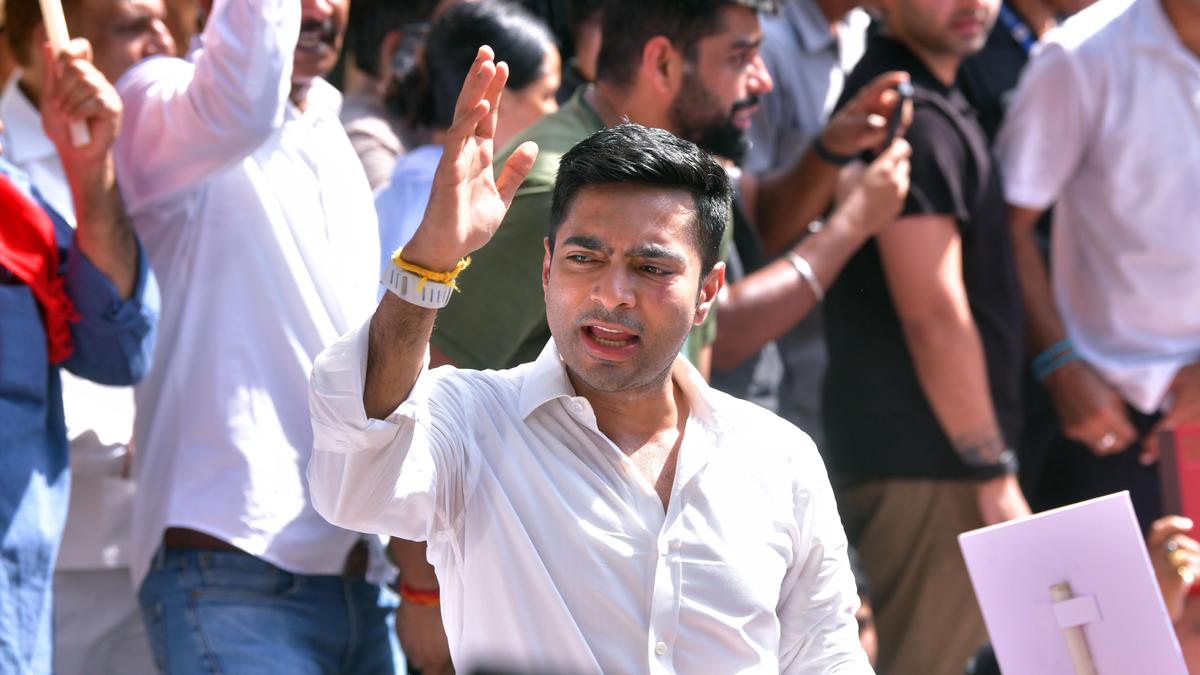 Police Return to Abhishek Banerjee's Home, Serve Notice in Billboard Case