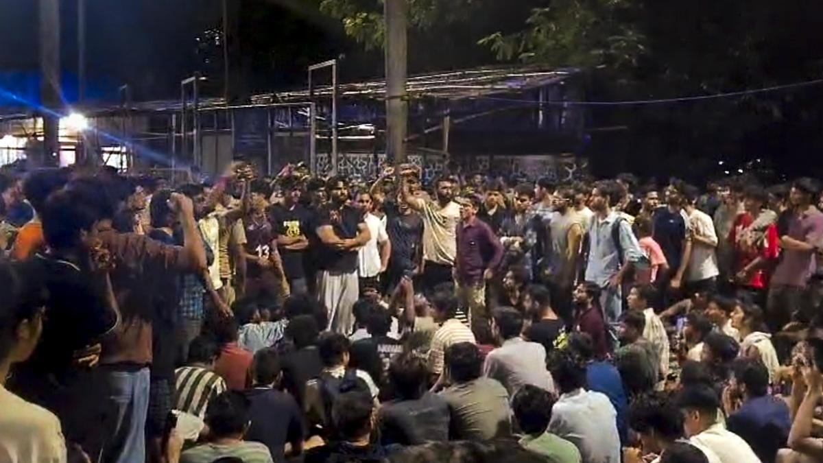 Why are students protesting at IIT-Bombay? | Explained