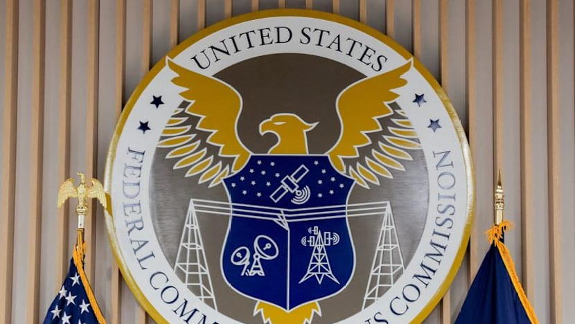 Conservative Anti-tax Group Seeks FCC Approval for AI Robocalls Ahead of US Midterms