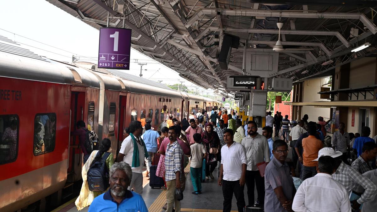 Railways Cracks Down on Loud Music in Trains, Warns of Action