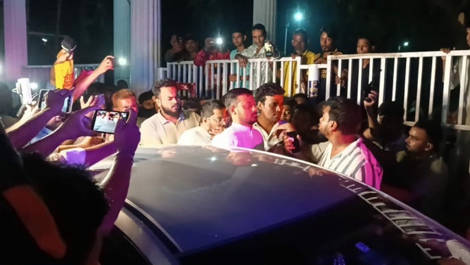 Nasiruddin Patwari Attacked, Car Vandalised at Lalon Shah Shrine in Kushtia