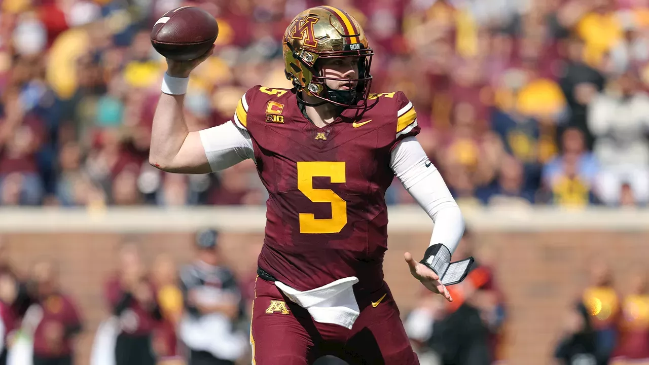 Economic Impact: Minnesota quarterback gets kicked in the crotch by teammate en route to upset win over Michigan