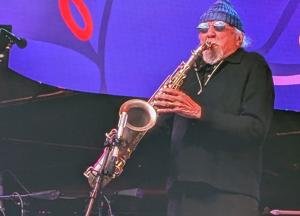 Review: It was a truly historic night of music featuring 3 all-time greats