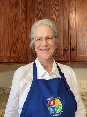 Breast Cancer Awareness | Class Teaches How to Eat, Prepare Foods to Prevent Cancer Occurrence