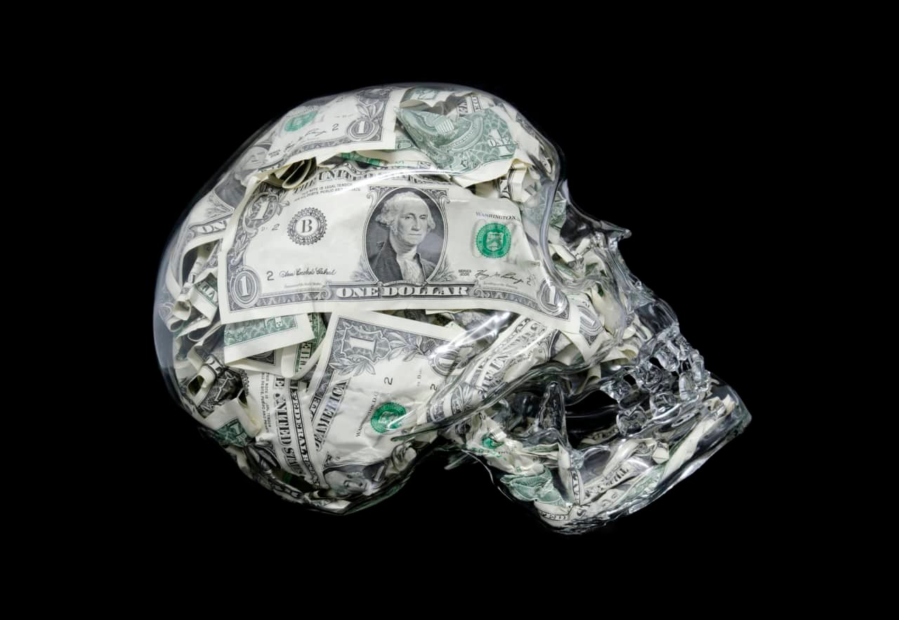 Dollar 'Death Cross' Looms: Why Trump Will Cheer the Greenback's Slide