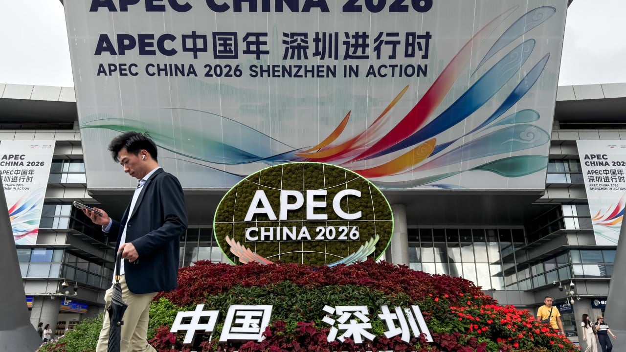 Policy in Focus: Putin’s hopes for ‘productive’ Apec fuel talk of summit with Xi and Trump and Its Wider Institutional Repercussions