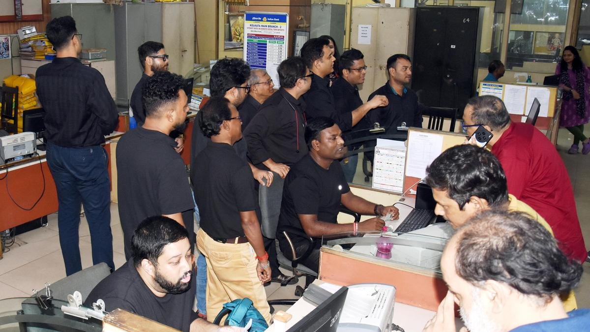 BREAKING: Bank Unions Call Off Three-Day Nationwide Strike After Last-Minute Deal with IBA