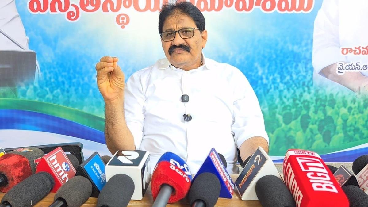 YSRCP Accuses Andhra Pradesh Government of 'Inhuman' Treatment of Secretariat Staff