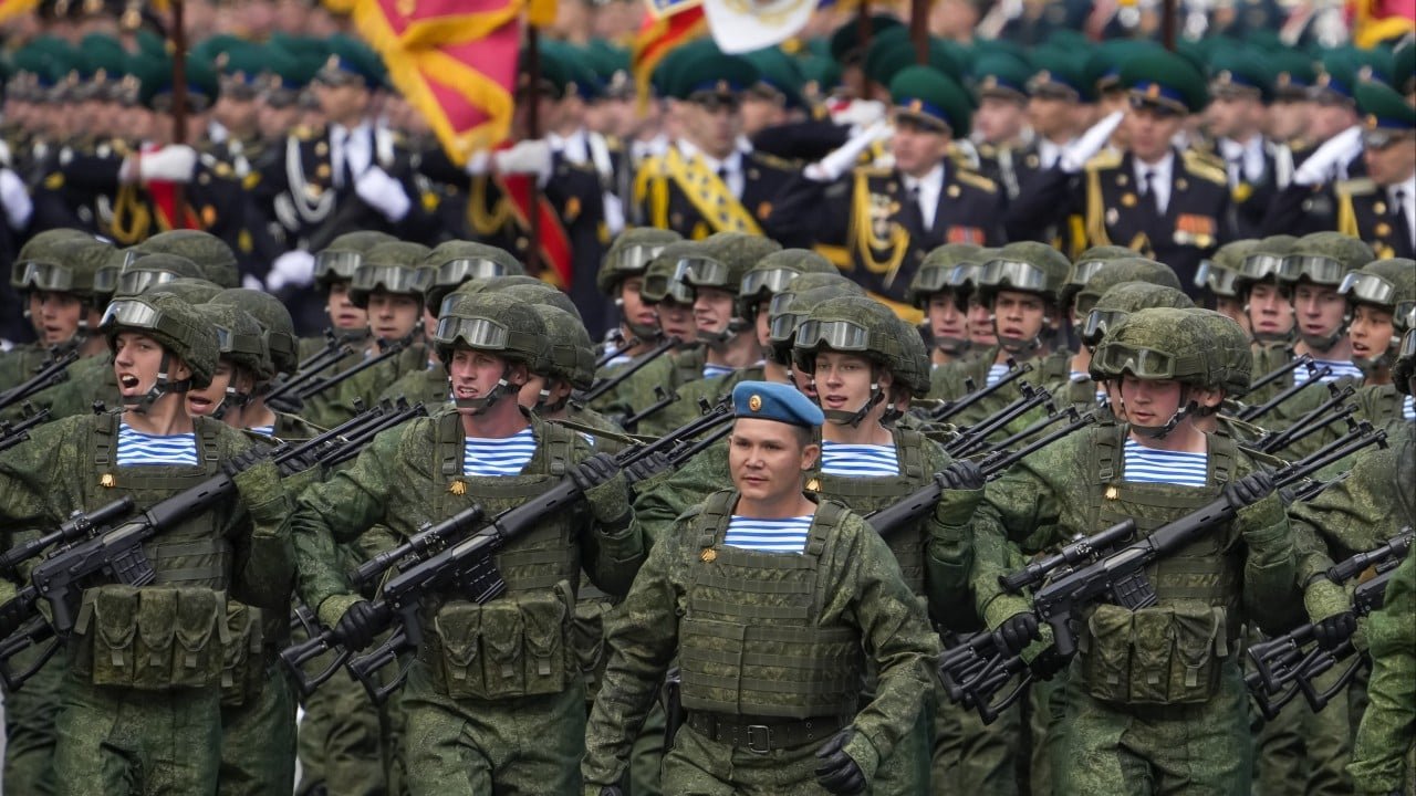 Putin orders 15,500 additional troops for Russian army