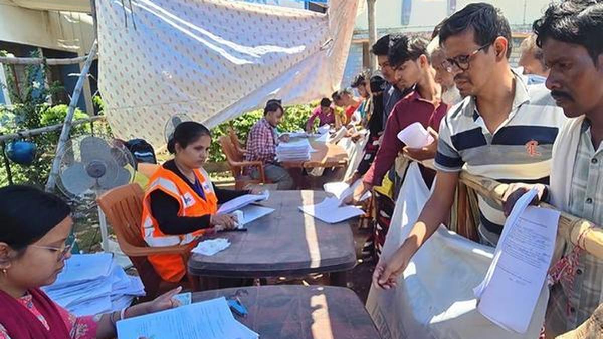 ECI in Bind as 3 of 19 SIR Tribunals Remain Vacant, Calcutta HC Yet to Send Names