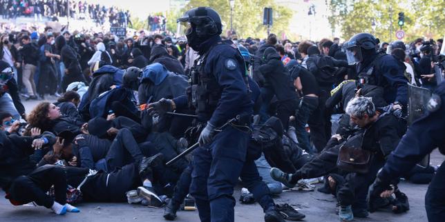 UN Following France School Protests 'with Concern as International Observers React