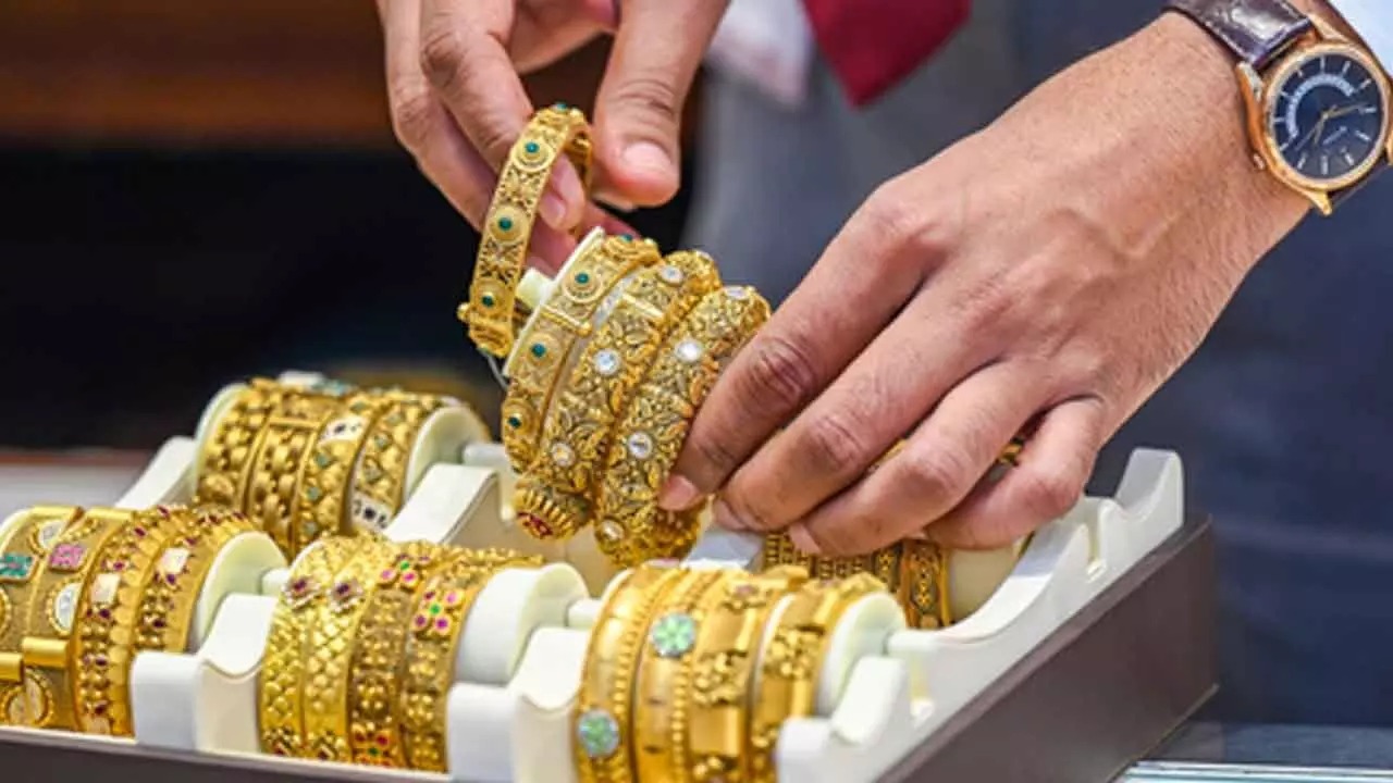 Corporate Strategy: Gold Rates Drop Today: Check 22K and 24K Prices Across Cities