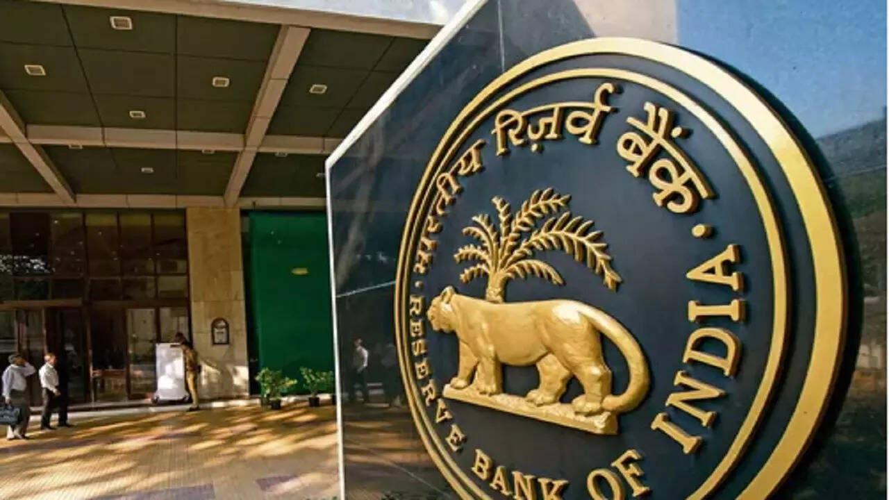 RBI Poised to Hike Repo Rate, Ending Easing Cycle