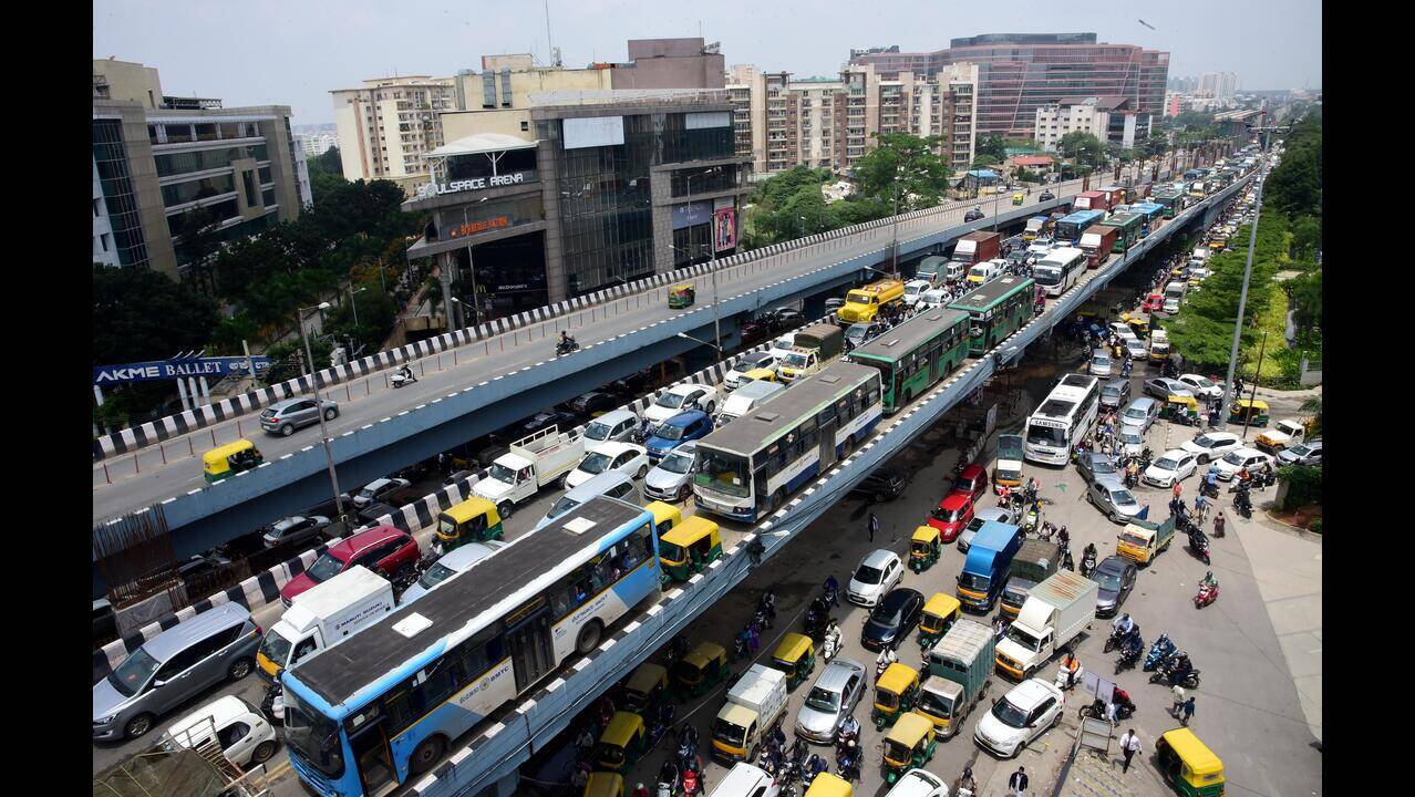 Bengaluru’s Traffic Is Giving Commuters a Gut Feeling — and It’s Not a Good One