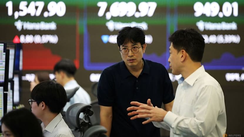 Silicon Architecture Shift: South Korean shares end nearly 2% higher on record chip exports and Supply Chain Realignment