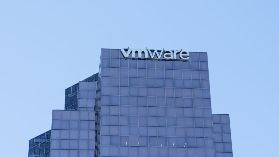 Licensing Costs Driving 90 Percent of Vmware Users to Explore Options: Survey