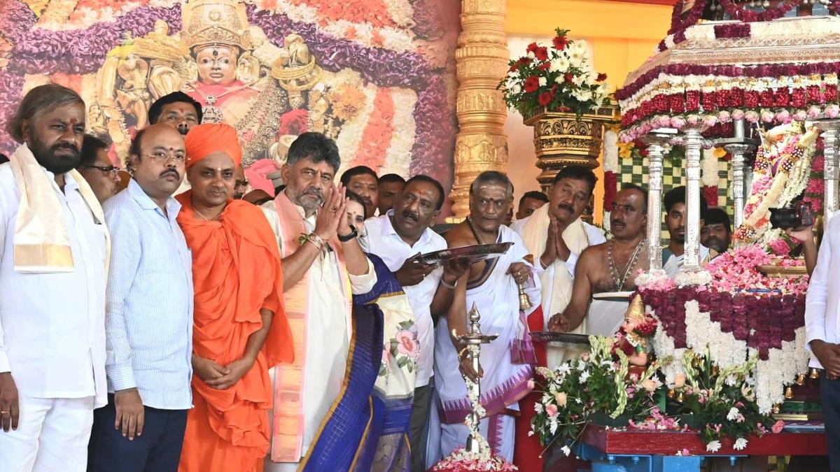 Mysuru Dasara 2024 Kicks Off: 11-Day Extravaganza Begins with Grand Traditional Ceremony