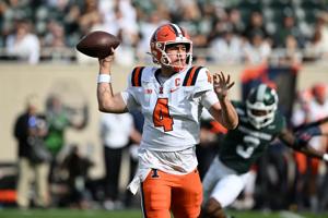 Illinois Fends Off Michigan State for 38-37 Overtime Win