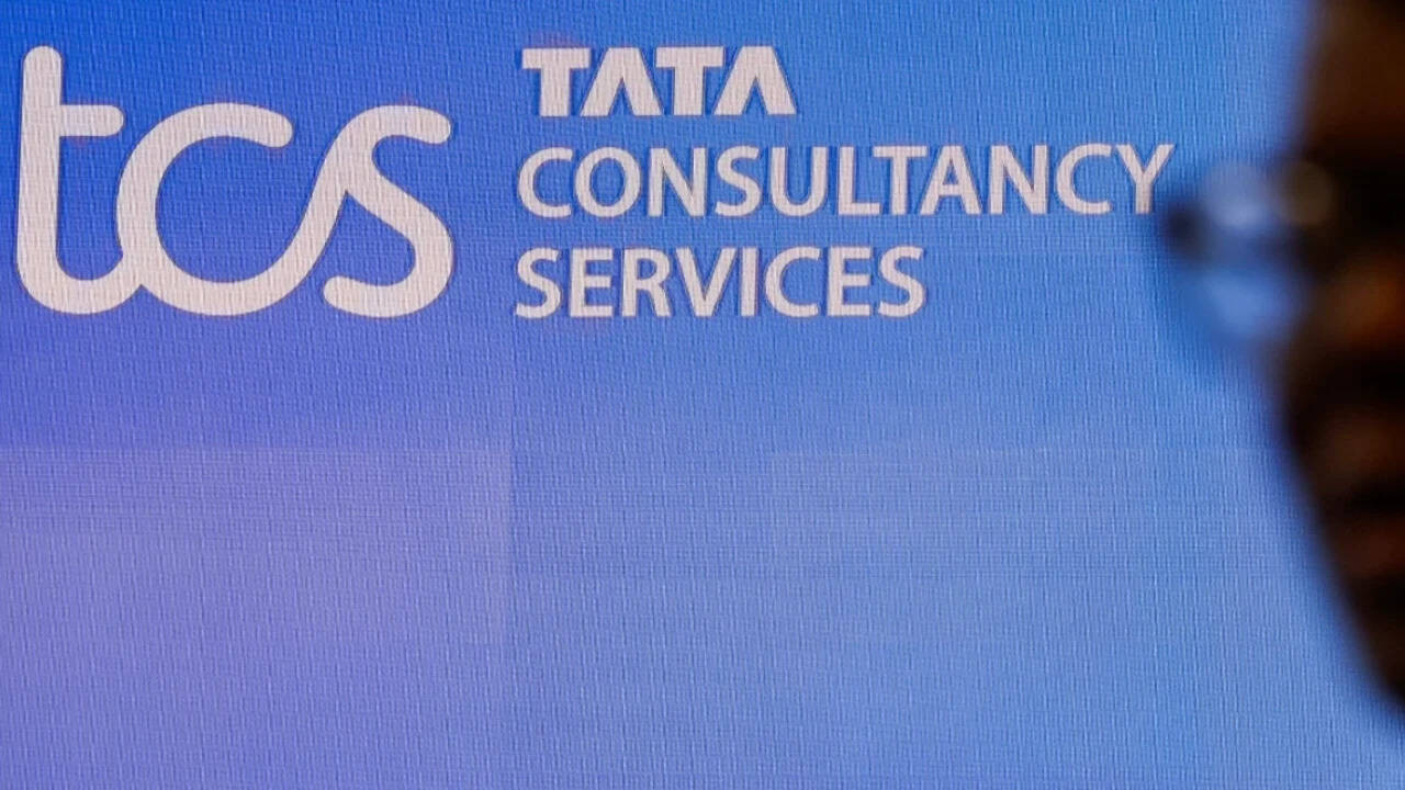 TCS Q2 Results: Net Profit Rises 15% to Rs 13,884 Crore, Revenue Up 11%