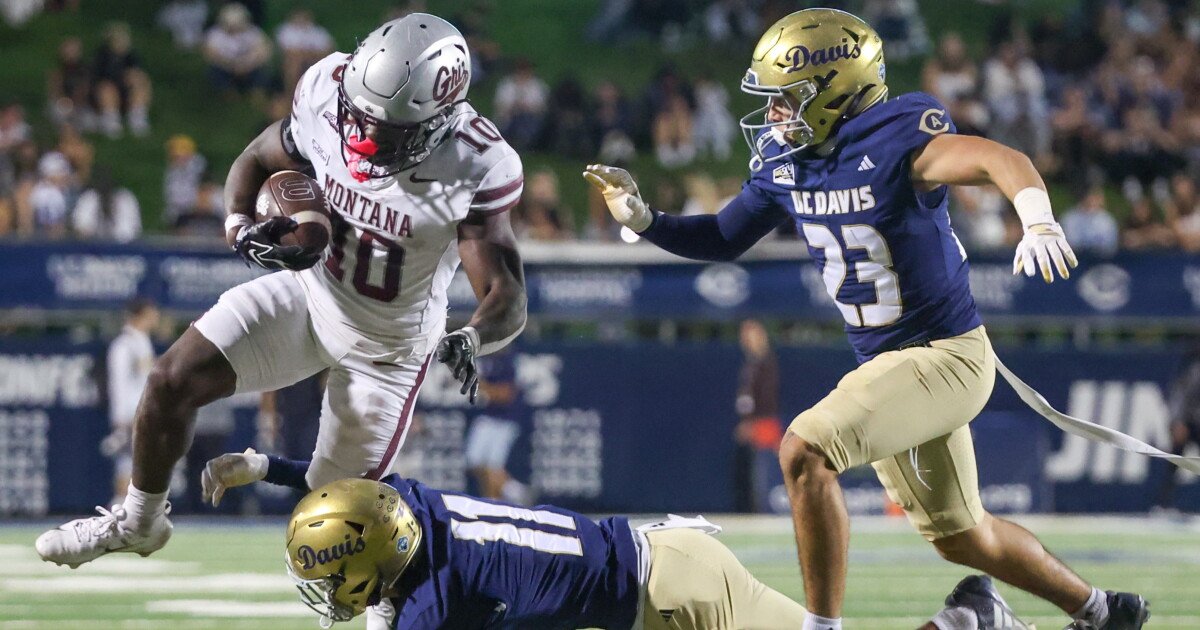 No contest: Unstoppable Eli Gillman leads No. 5 Montana to blowout of No. 10 UC Davis