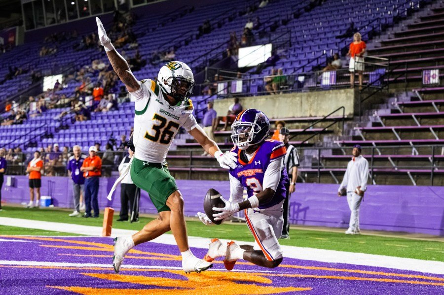 Camryn Davis scores twice in NSU loss to SLU