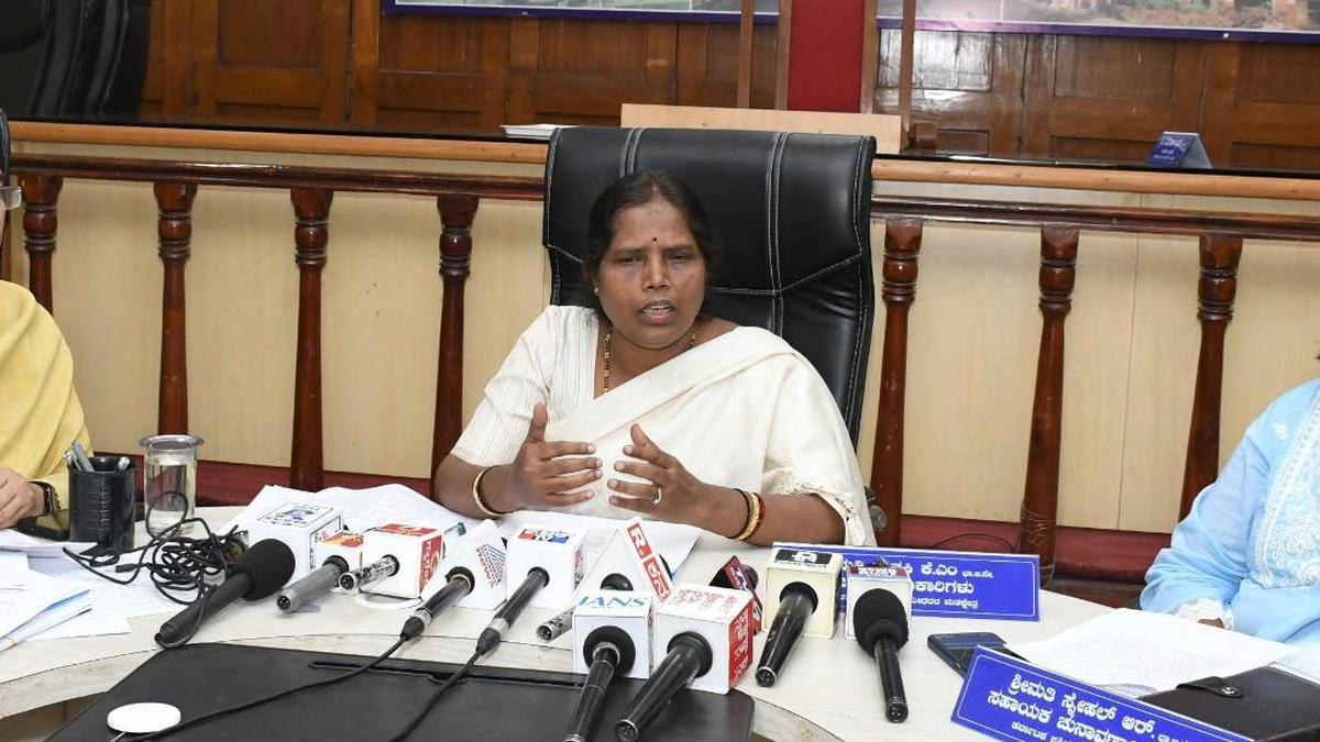 West Graduates' Constituency: 14 Candidates in Fray After Four Withdraw, Polling on October 23