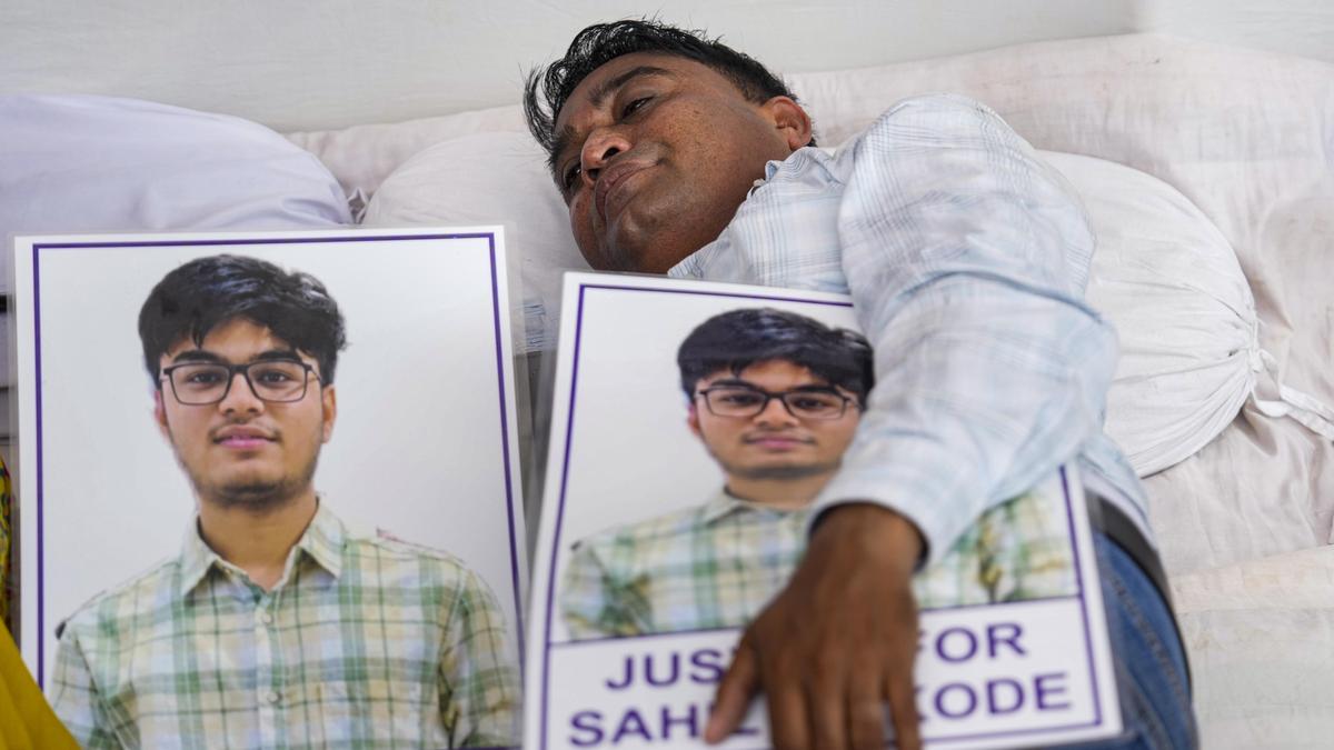 Enterprise Tech Shift: Late student Wakode's father denied permission to continue protest at Azad Maidan, plans IIT-B visit and the Scaling Frontier
